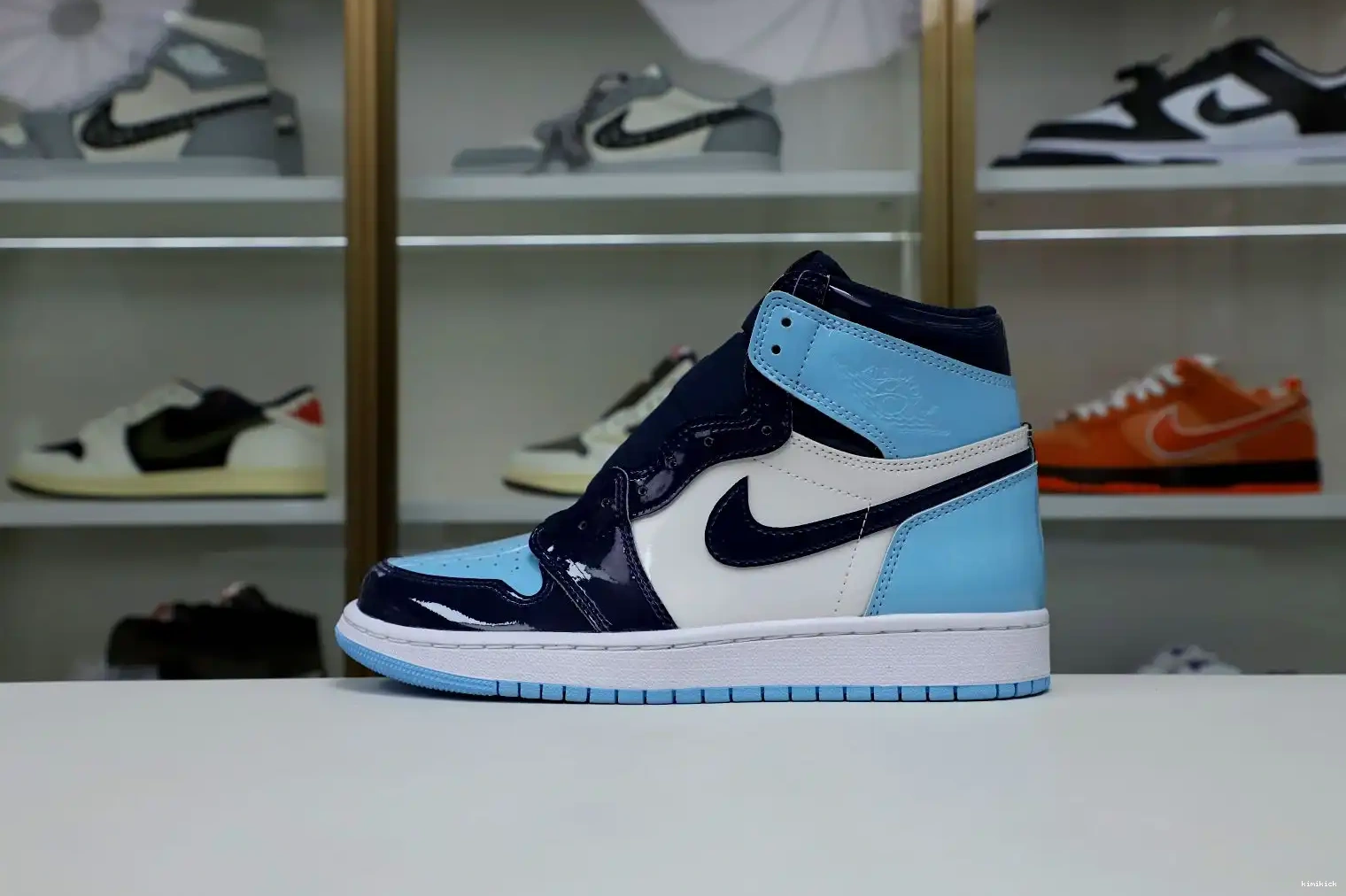 AIR 'BLUE CHILL' JORDAN RETRO HIGH 1 WMNS OG Kimikick 0508